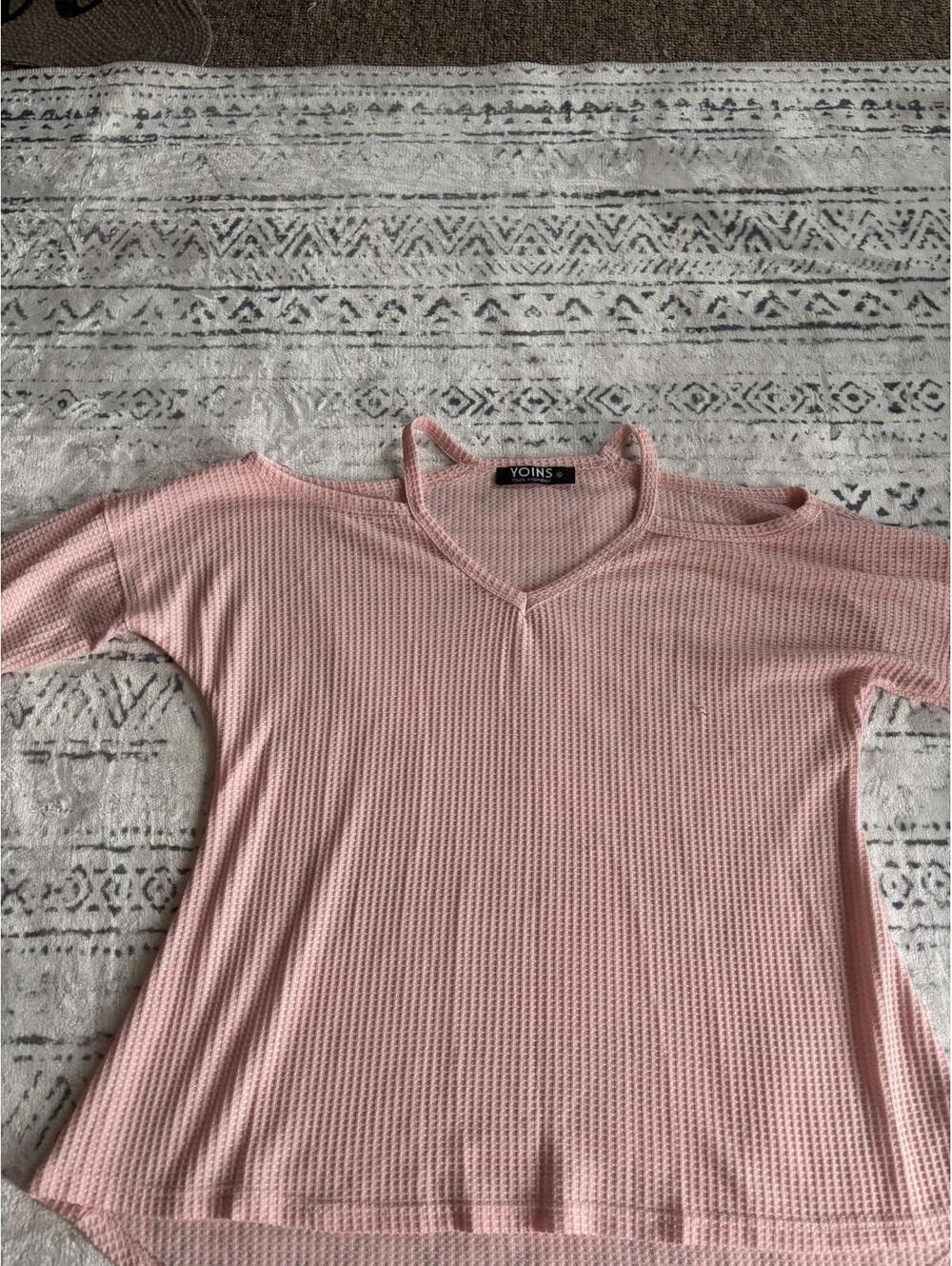 Pink, gray and white Waffle Knit Cold Shoulder Top - lot of 3